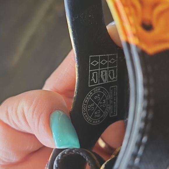 Keen waterproof sandals size 10 in kids - Picture 3 of 6